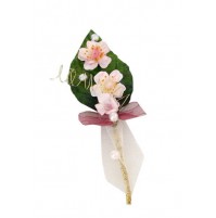 Poročni naprsni šopek - češnja Poročni naprsni šopek - češnja