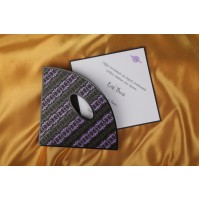 Vabilo - čmo/lila - ekstra Vabilo - čmo/lila - ekstra